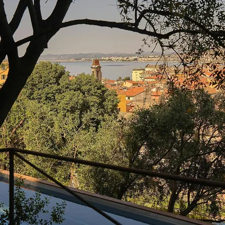 Du Couvent, A Luxury Collection Hotel, מלון