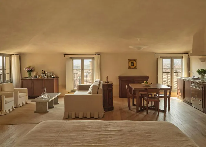 Du Couvent, A Luxury Collection Hotel, فندق 5*